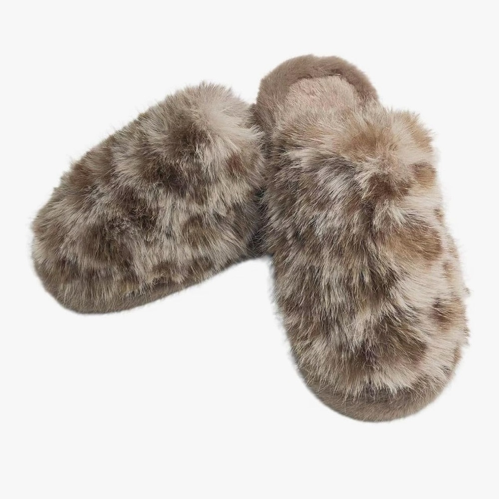 Fuzzy Leopard Print Slippers Soft Plush Indoor Outdoor Slides Womens 5/6 NWT - Picture 5 of 8